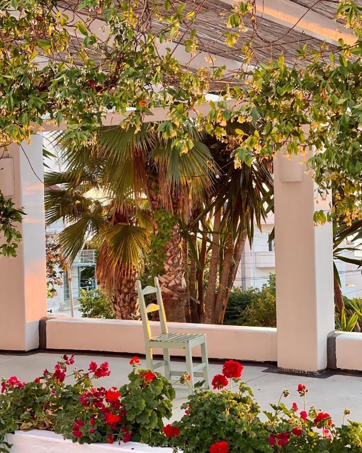 Saranda Hotel Exterior foto