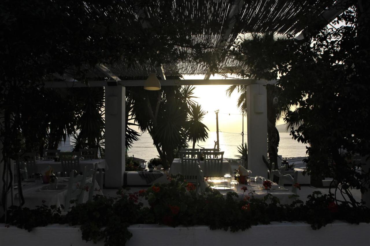Saranda Hotel Exterior foto