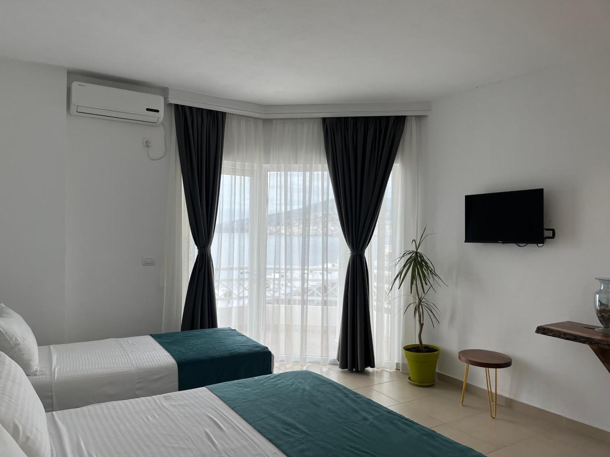 Saranda Hotel Exterior foto
